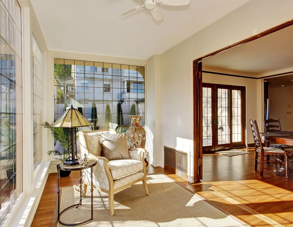 Sustainable Sunrooms: Bringing the Outdoors In While Saving Energy